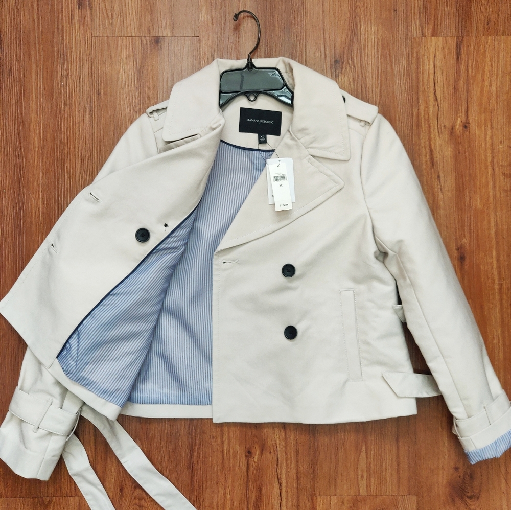 NWT Banana Republic trench coat size XS, 2, 4
